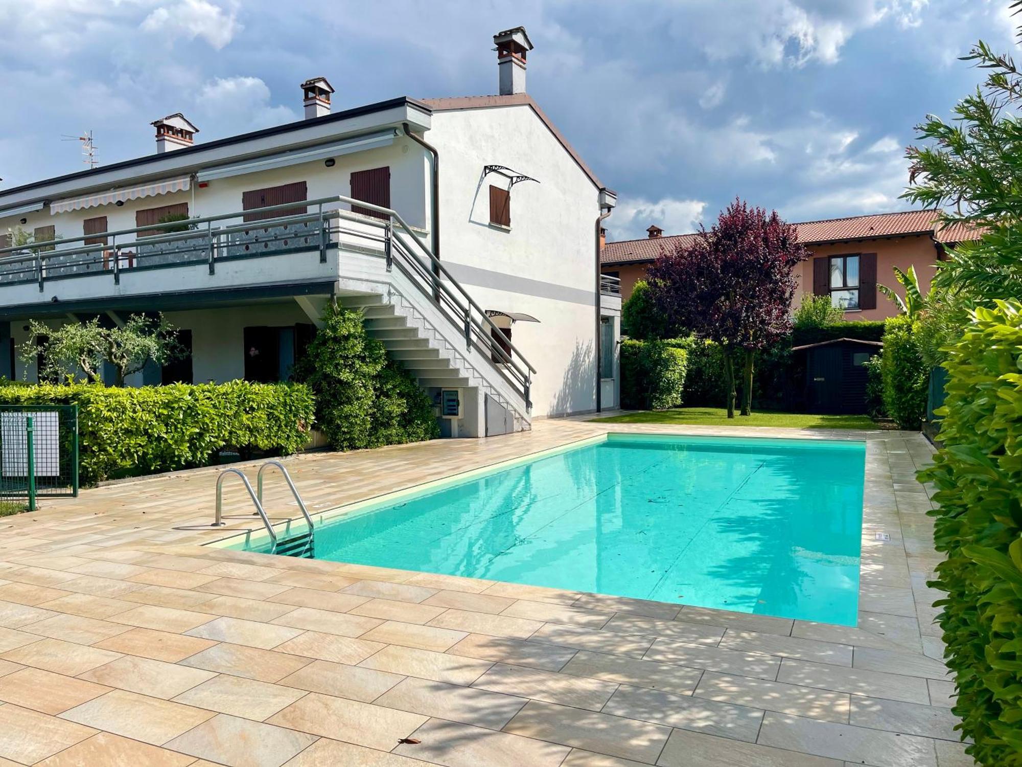 Dimora Di Charme Con Piscina E Giardino,Vicina Alla Spiaggia Сирмионе Екстериор снимка